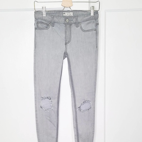Free People Destroyed Skinny Jeans in Coal Grey - Picture 3 of 7